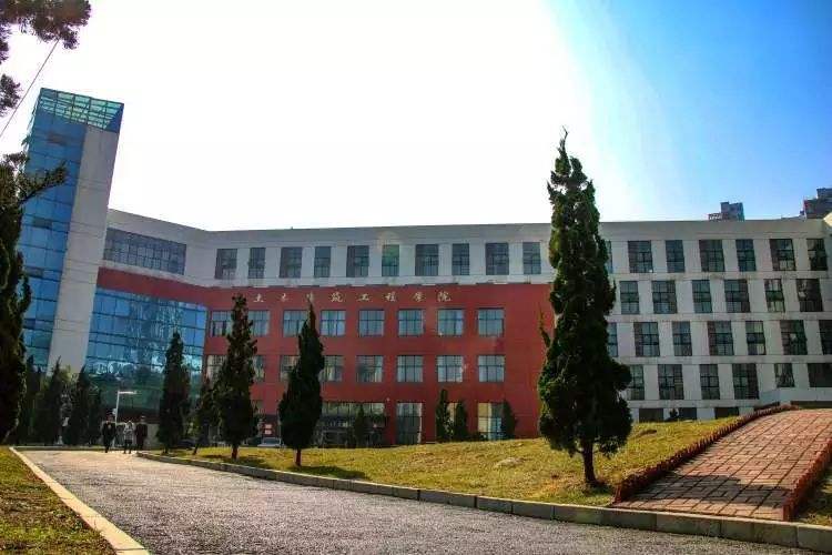 贵州工程应用技术学院(贵州应用技术学院群)