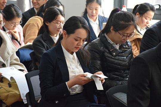 报名公务员(报名公务员的流程图)