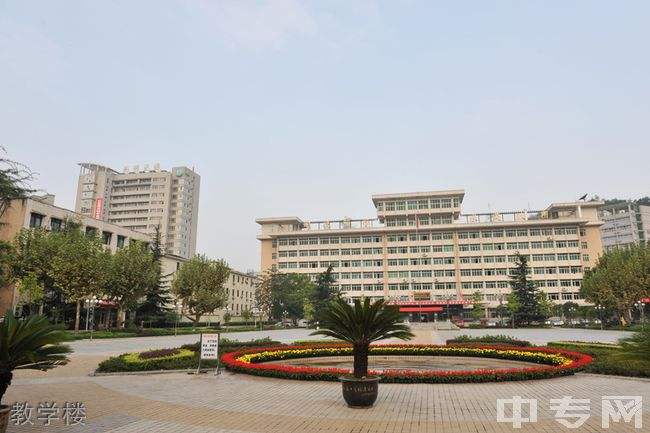 贵州遵义医学院(遵义医学院官方网站)