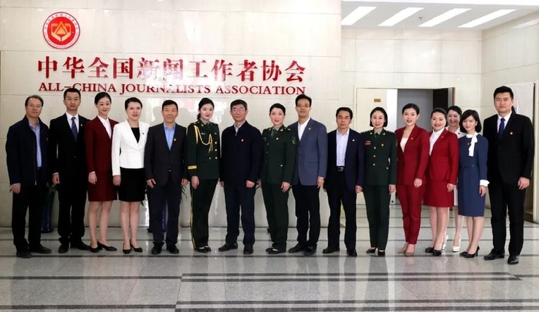 事业单位讲解员轻松吗(讲解员一般能干到多大年龄)